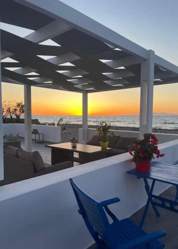 Kamiros House | Lambou Beach Sunset