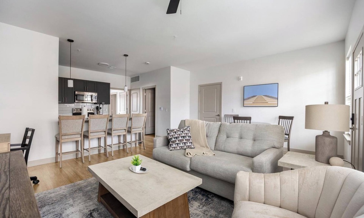 McCordsville Apartment | Landing | Amazing 1BD, Clubhouse, Gym