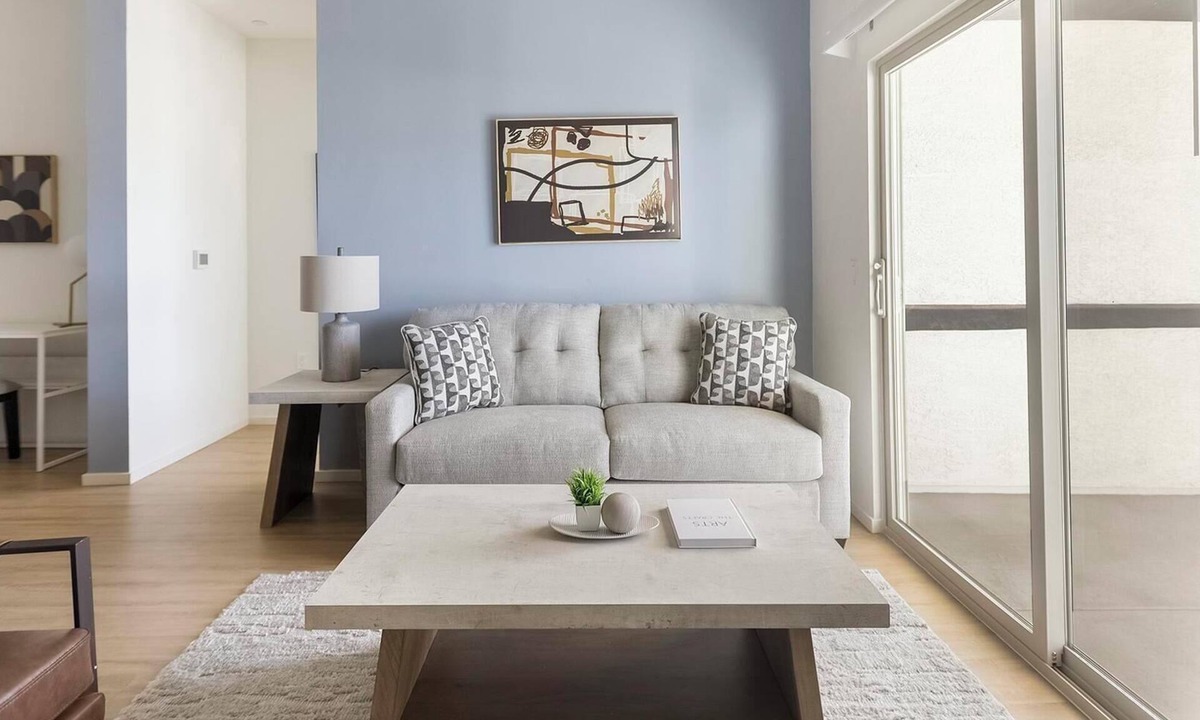 Casas Adobes Apartment | Landing | Beautiful 2BD, Pool