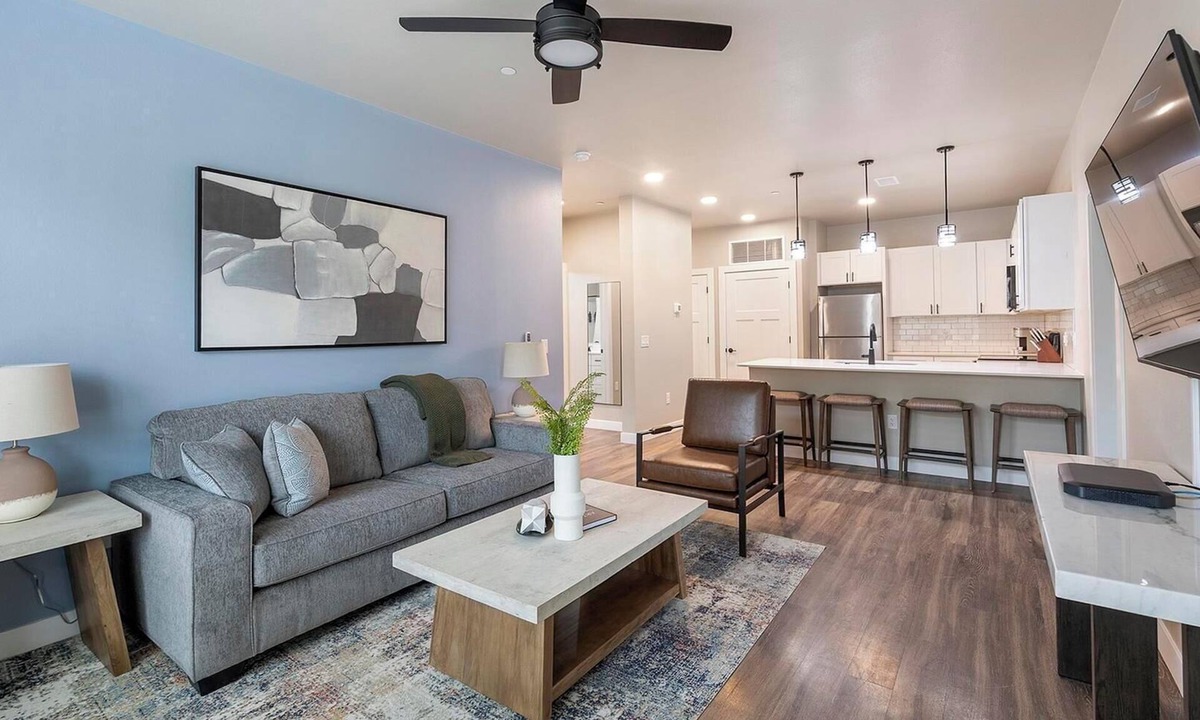 Goodyear Apartment | Landing | Spectacular 2BD, Clubhouse