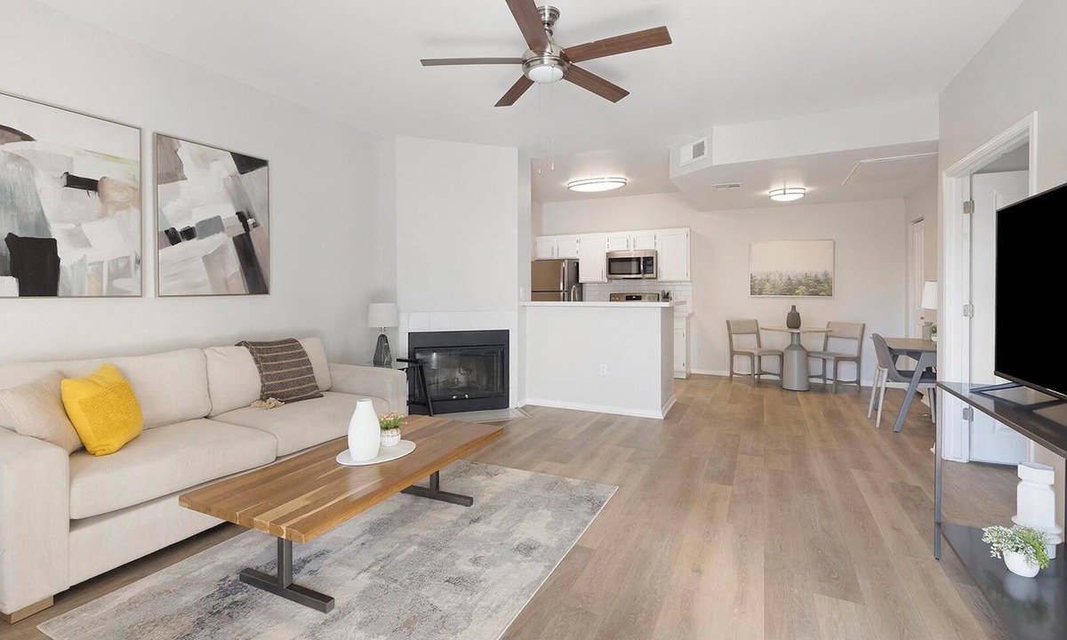Greenbell Apartment | Landing | Stunning 1BD, Gym, Pool