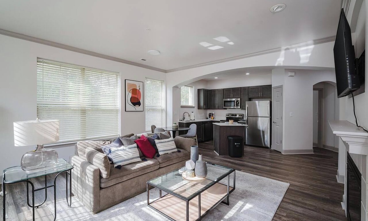 Corryville Apartment | Landing | Stunning 2BD, Clubhouse, Pool