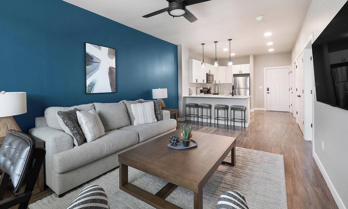 Goodyear Apartment | Landing | Stylish 1BD, Clubhouse