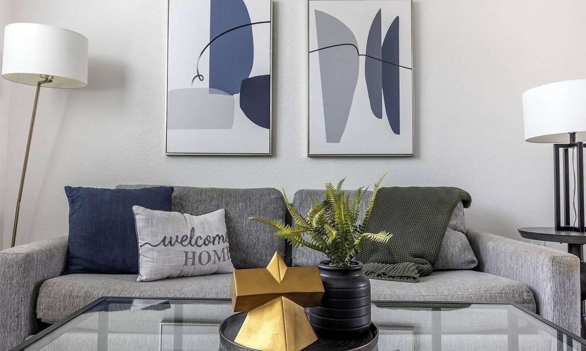 Goodyear Apartment | Landing | Stylish 1BD, Courtyard, Yoga Studio