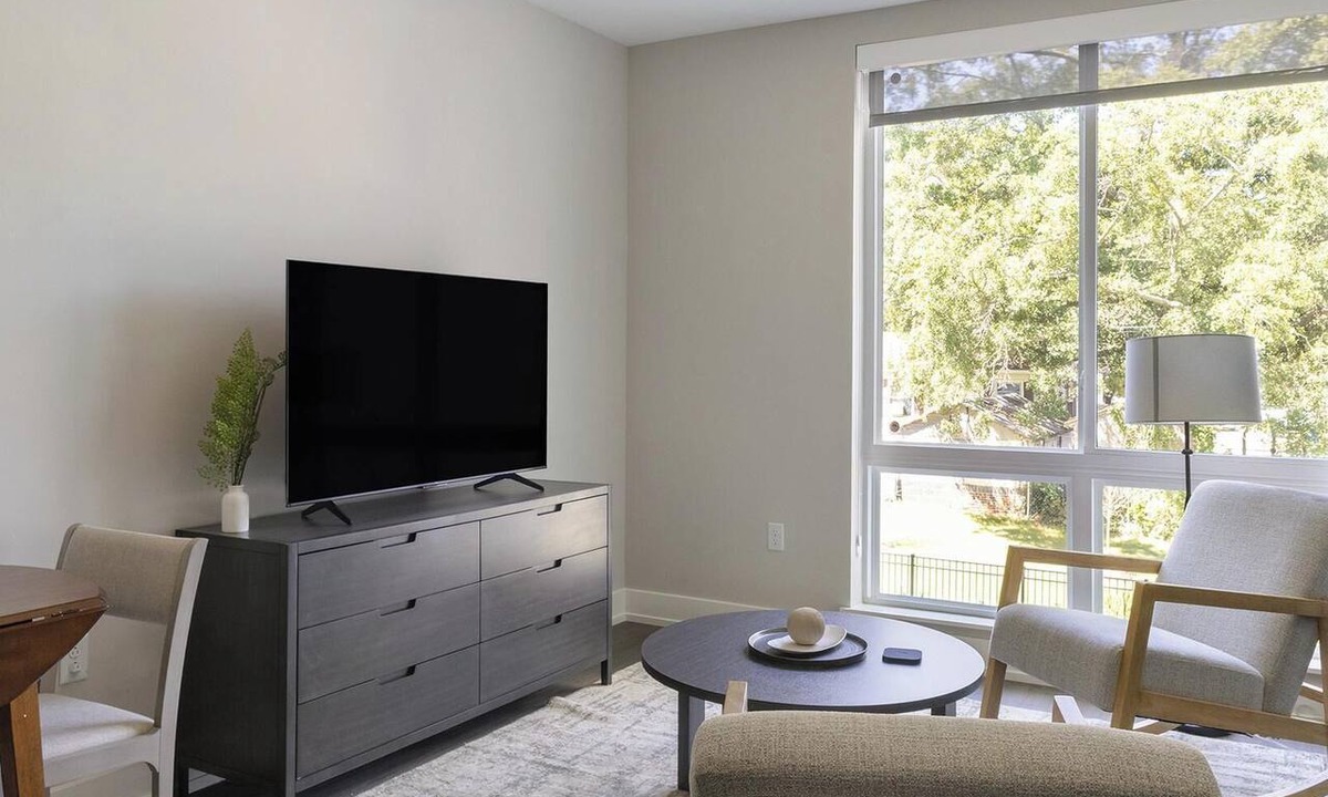 Southwest Raleigh Apartment | Landing | Stylish Studio in Caraleigh