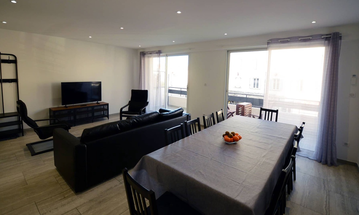 Moriani-Plage Apartment | Large and Superb Apartment in the Center of MORIANI PLAGE