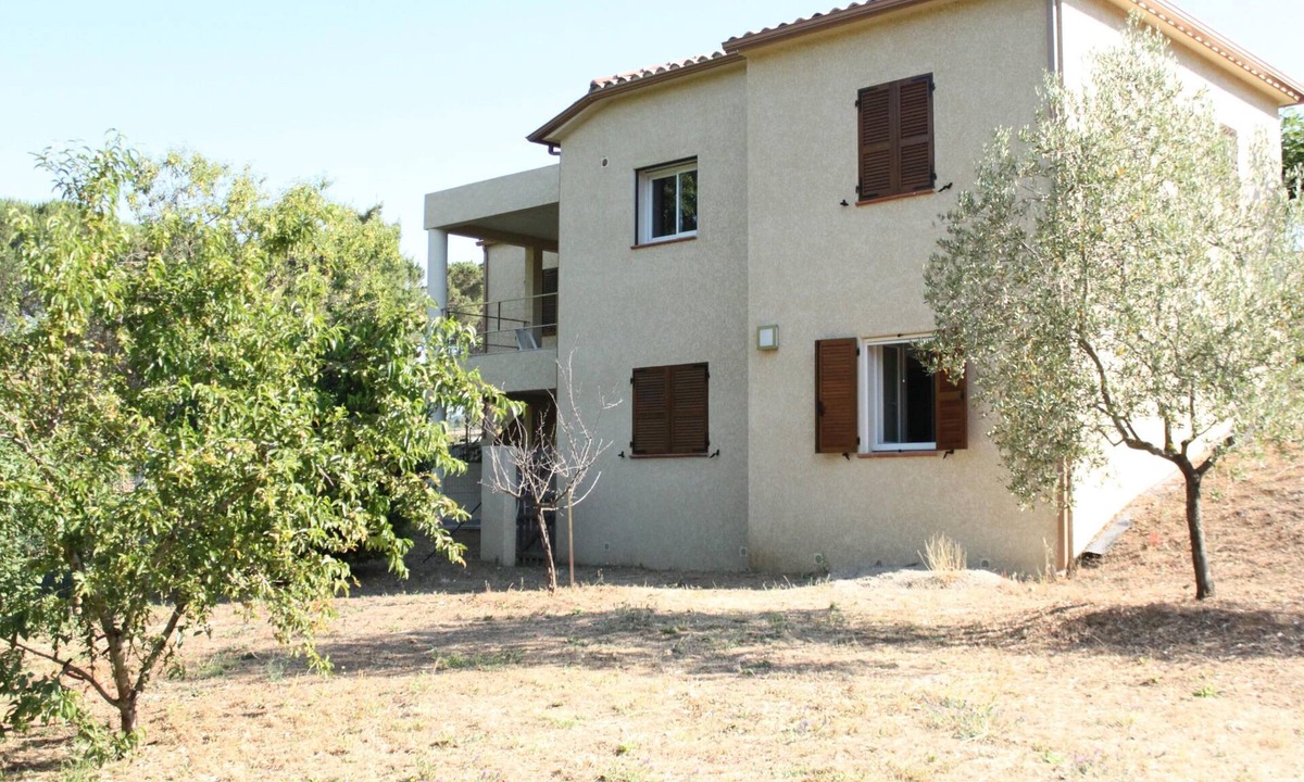 Oletta Villa | Large villa with enclosed garden 4.5 km from St Florent.
