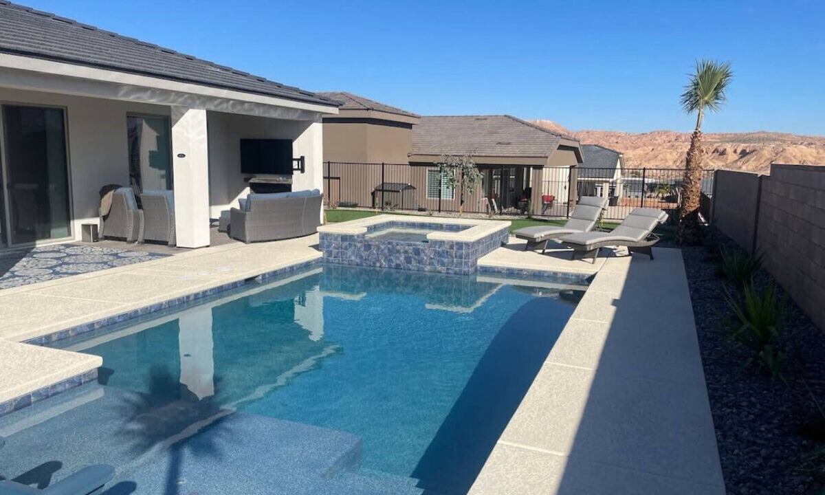 Mesquite House | Lazy Boy Manor BL991940 by J and Amy