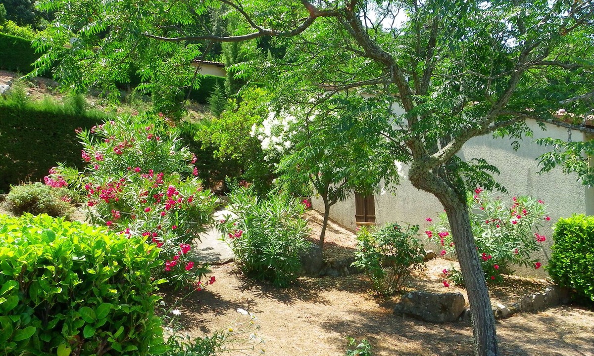 Vico House | LES BALCONS DE LA CHIUSA House 8 persons 4 bedrooms in VICO 13 km from the beach