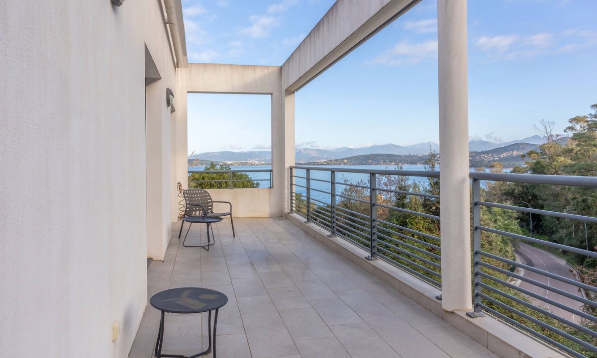 Verghia Apartment | Les Terrasses de la Pinède - Appt climatisé