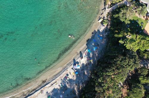 Bravone Villa | Les villas de Bagheera, oasis naturiste