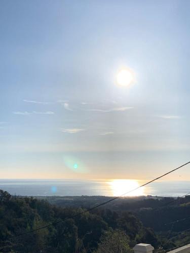Taglio-Isolaccio House | Levé du soleil sur la mer