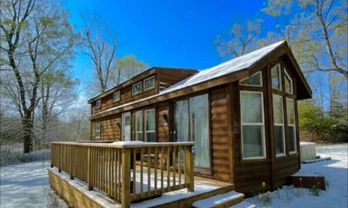 West Newton Apartment | Little Lantern Cabin
