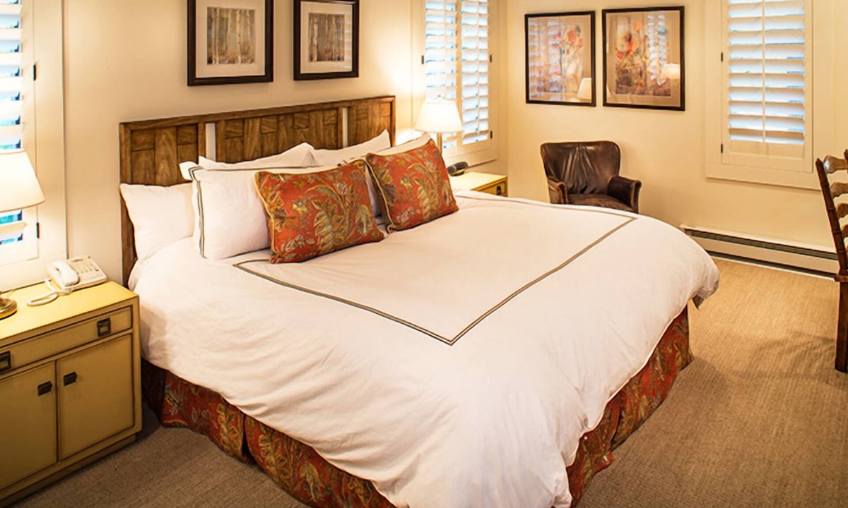 Elkhorn Hotel | Lodge II Two-Bed Apartment w/Mountain Views & Steps from Village Shops & Trails