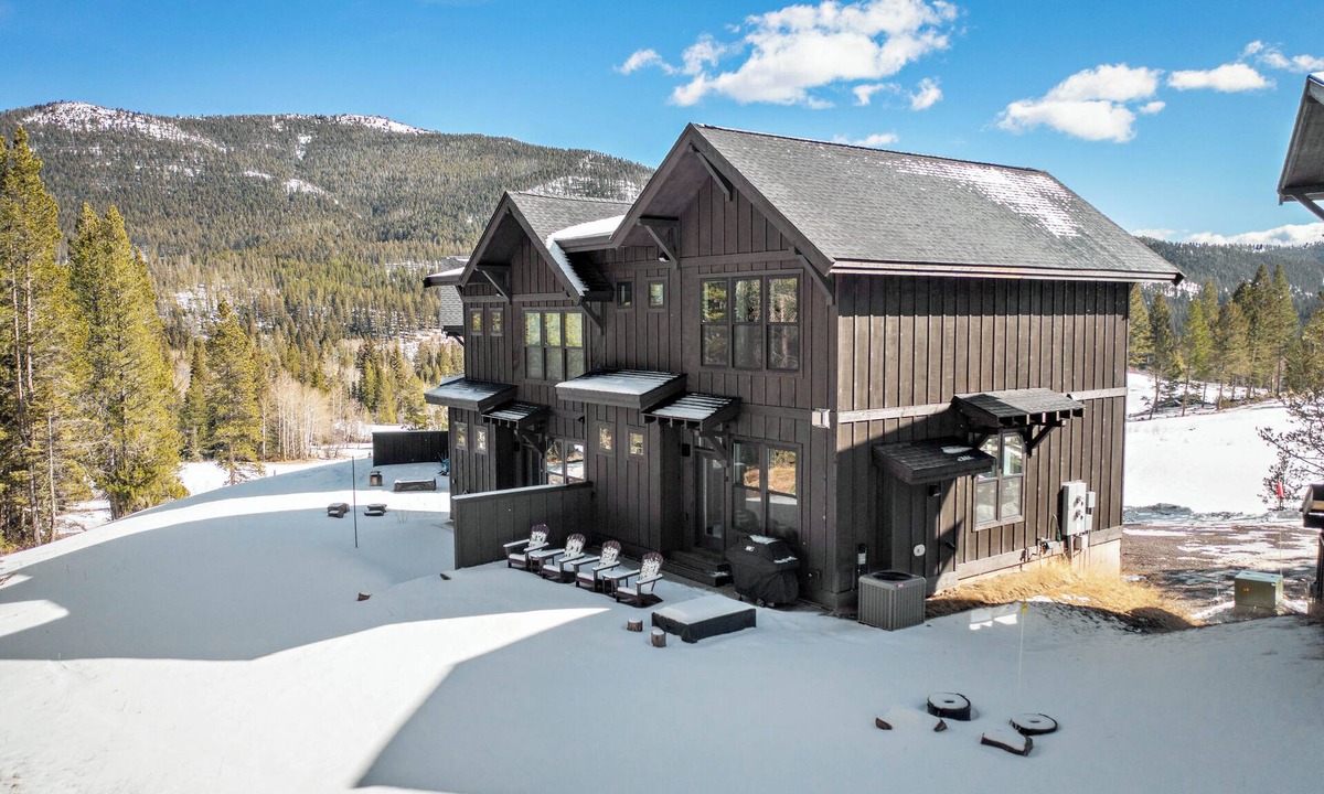 Bozeman Condo | Lonely Mountain Chalet