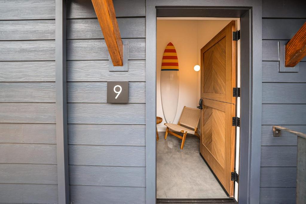 Stinson Beach Hotel | Longboard Studio includes King Bed and Kitchenette