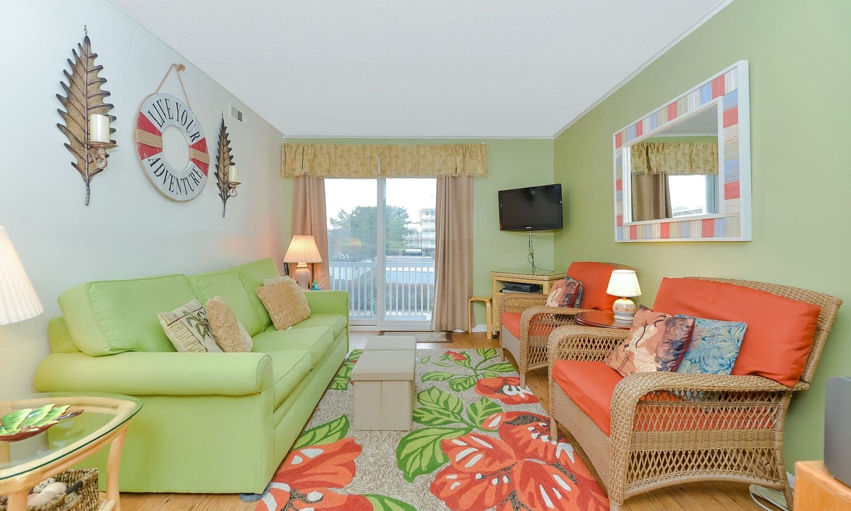 Midtown Ocean City Condo | Lovely 2 Bedroom 2 Bathroom Ocean Block Condo with Outdoor Pool on 55th Street!