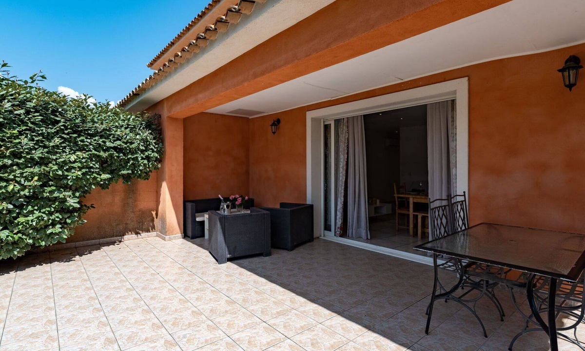 Morta Villa | Lovely apartment in villa for 7 people with pool, A/C, WIFI, TV and terrace