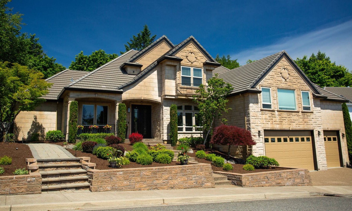 Northwest Portland House | Luxurious Forest Heights Furnished Home For Rent
