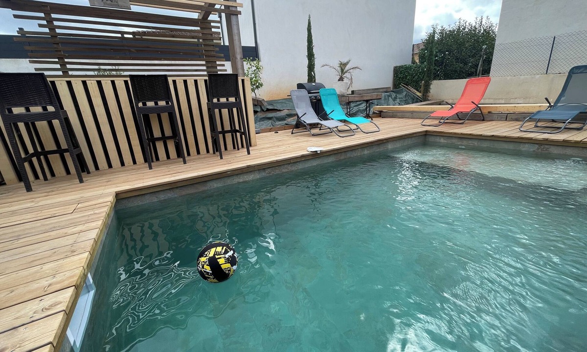 Casamozza House | Luxury 5-bedroom villa Mountain view 5 minutes from the beach