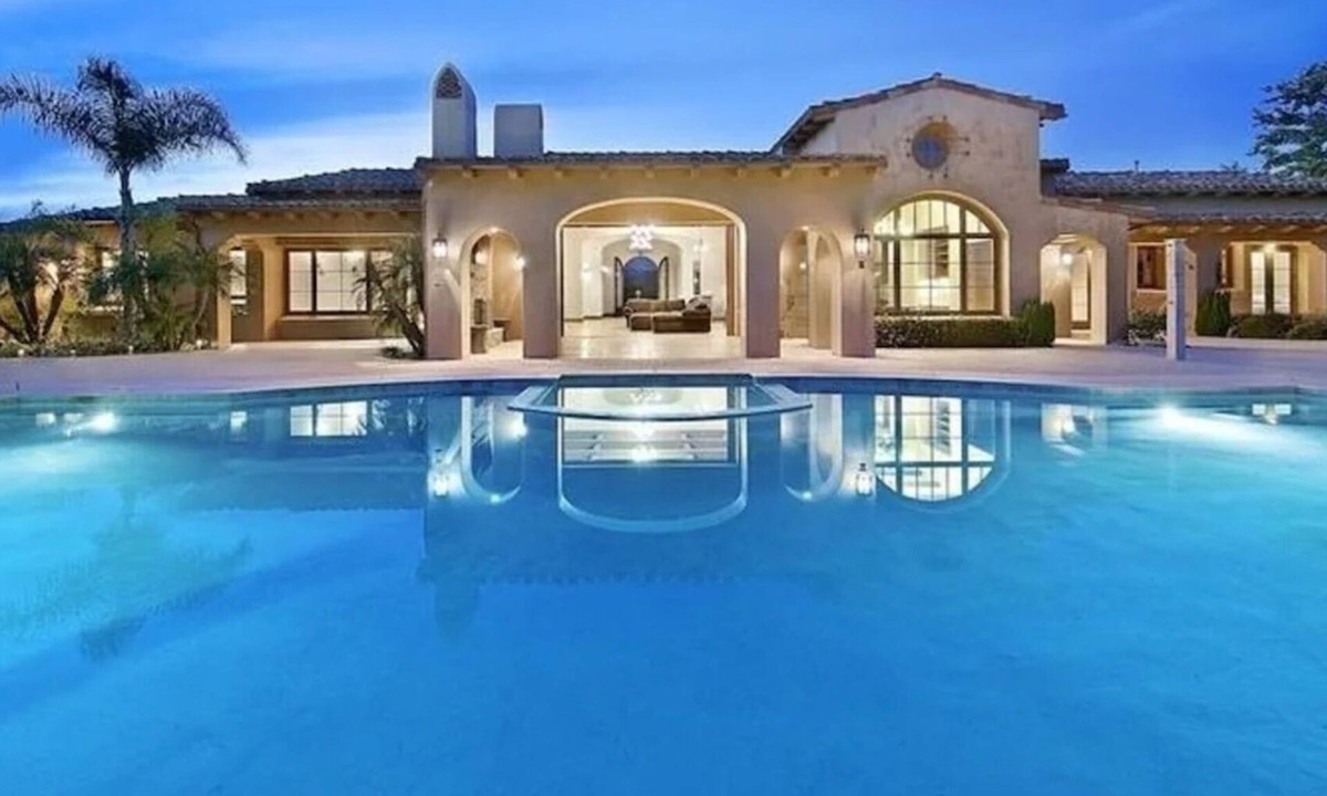 Pacific Highlands Ranch Resort | Luxury beautiful Resort house with Salt pool, Tennis, Screen Golf/Game