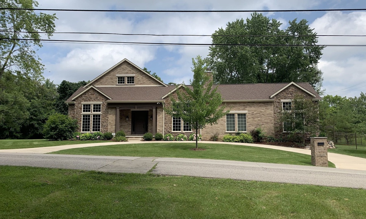 Notre Dame House | Luxury Upscale Home Adjacent To Notre Dame and Warren Golf