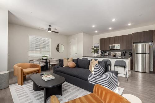 North Scottsdale House | Macallister 1006-N Scottsdale-BBQ-Htd Pool-Views