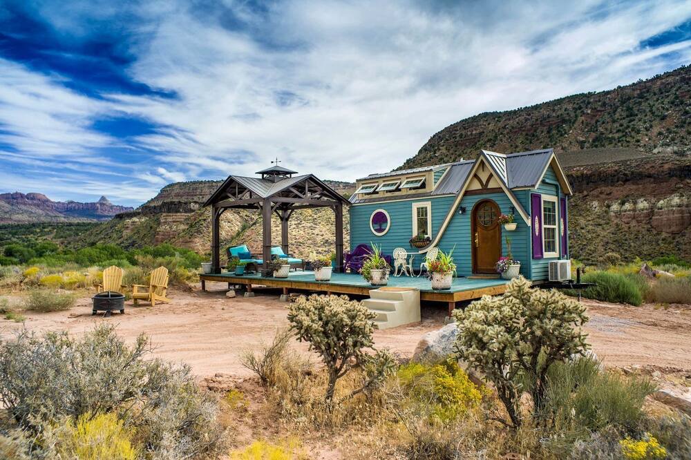Virgin Cabin | Magical Tiny House with a Hot Tub for Zion National Park Getaways