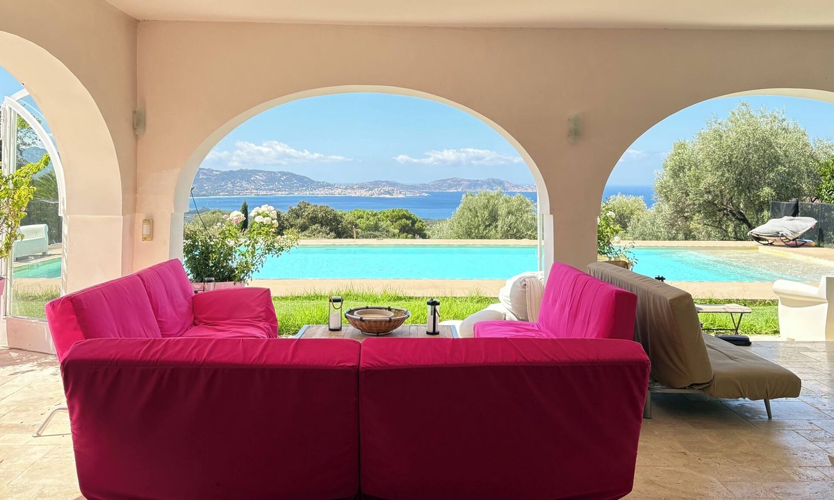 Lumio Villa | Magnificent 6-bedroom villa on wooded land with pool and sea view