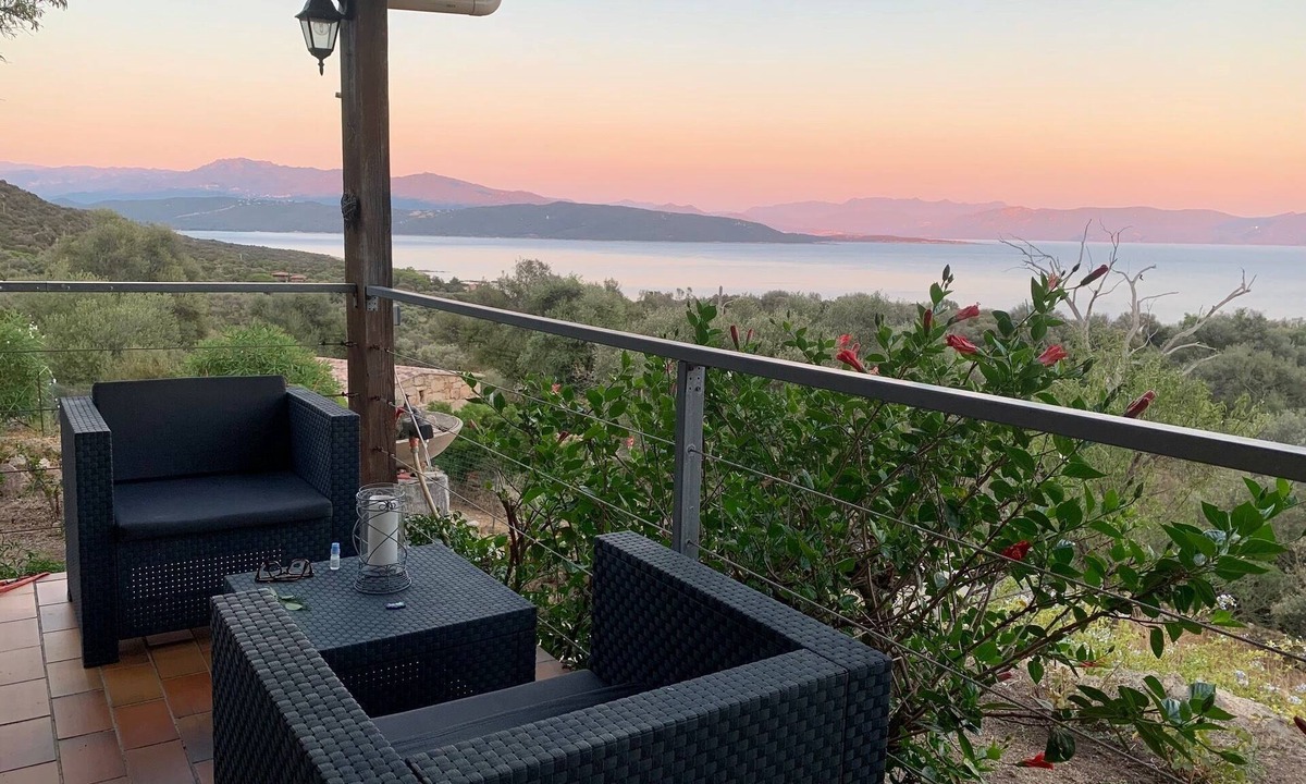 Coti-Chiavari Cottage | Maison de Charme en Bord de mer