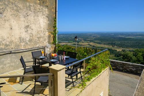 Linguizzetta Apartment | Maison village corse , vue exceptionnelle