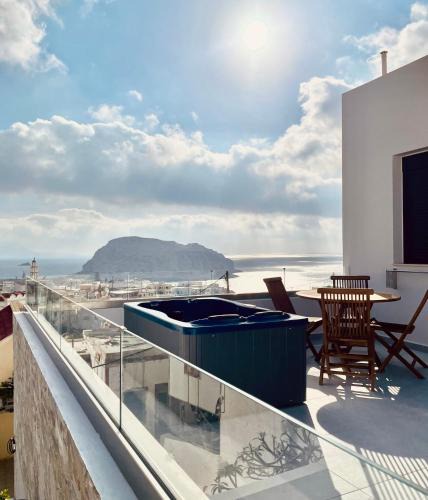 Arkasa Apartment | Majestic View Villa - Outdoor Jacuzzi