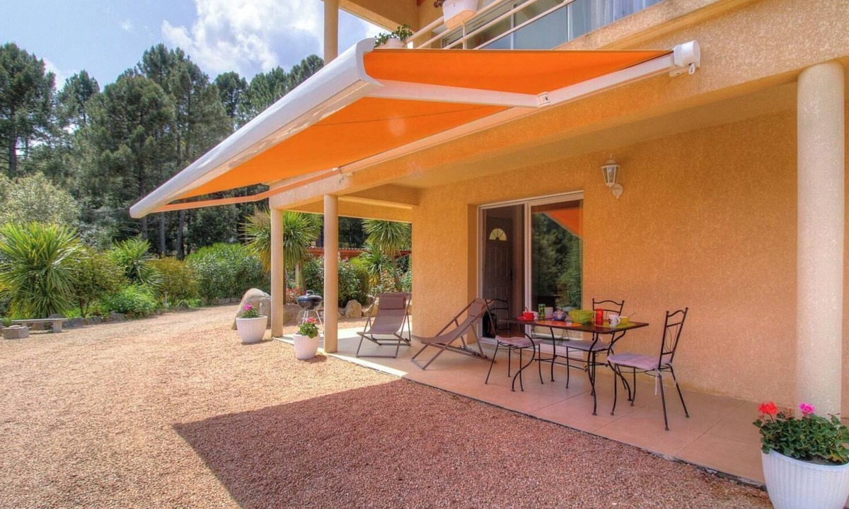 Levie House | Manon - LEVIE - Gîte