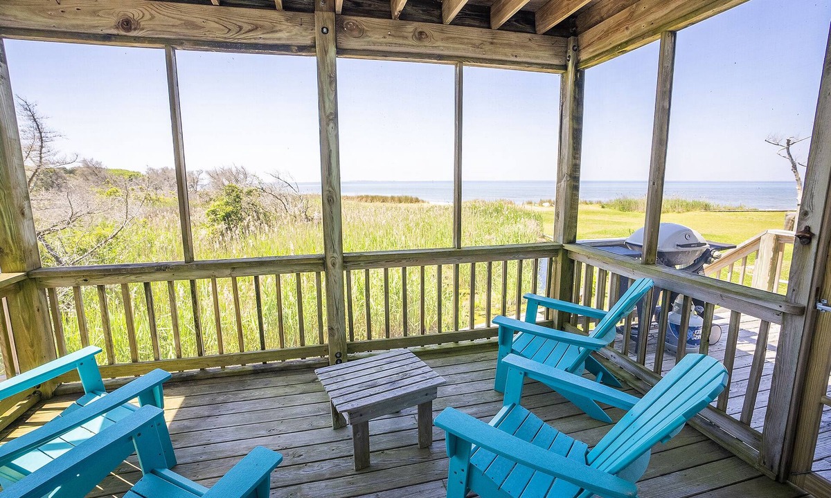 Ocracoke House | Margaritaville/Spectacular Sunsets and Sound View!