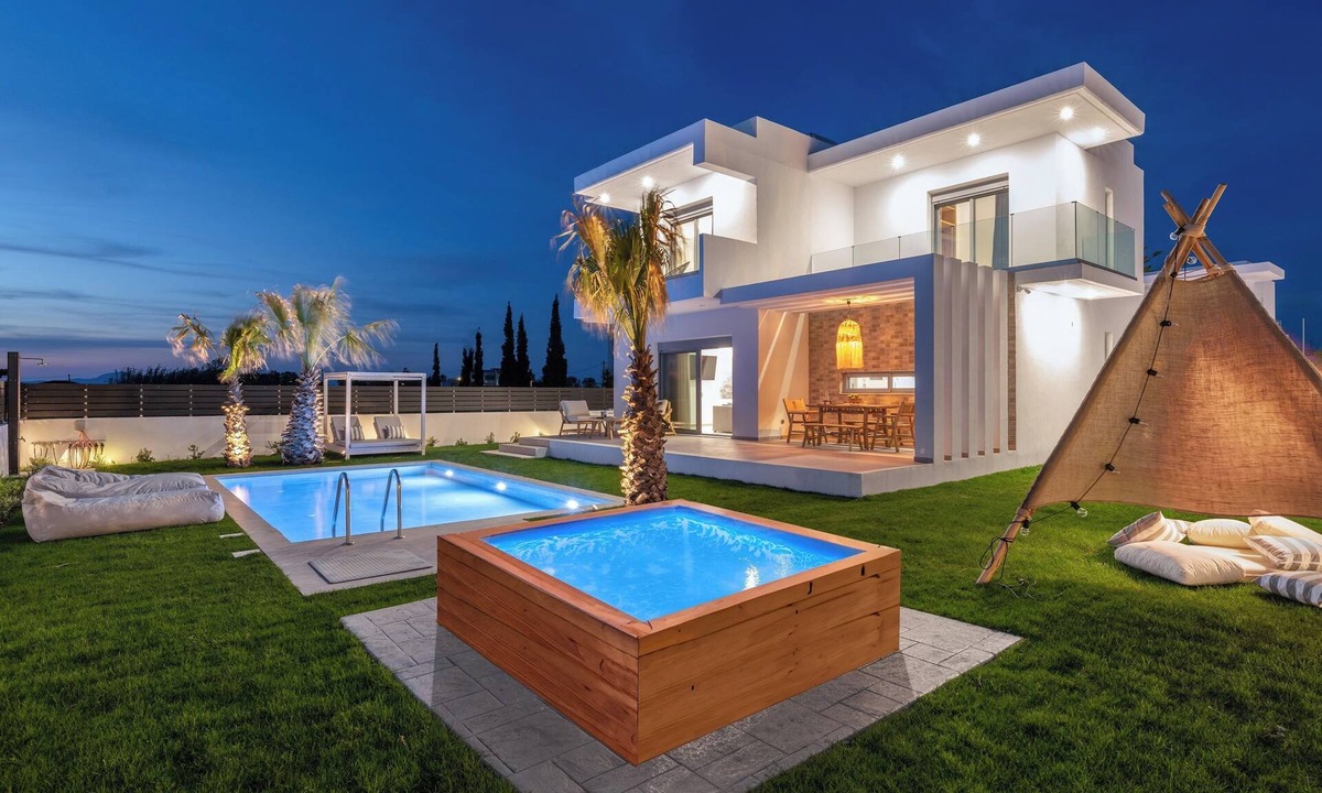 Petaloudes Villa | Martini Villas- Sofia in Kremasti
