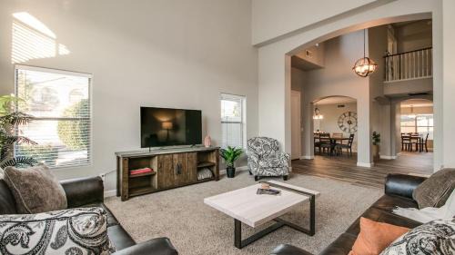 Gilbert Ranch House | Massive 5 bdrm Getaway wPool Hot Tub Game Room