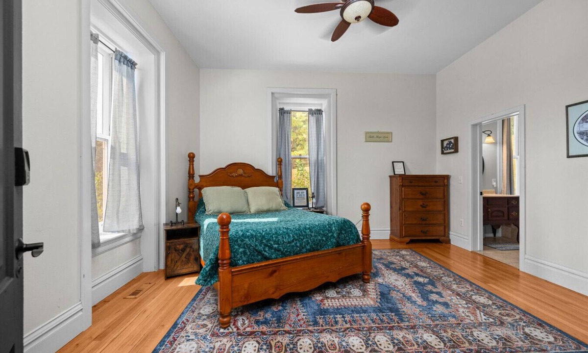 Elkader House | Master Suite at Elkader JailHouse Inn