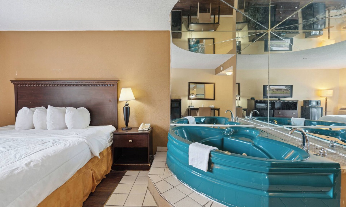 Toledo Hotel | Miami Suites Hotel