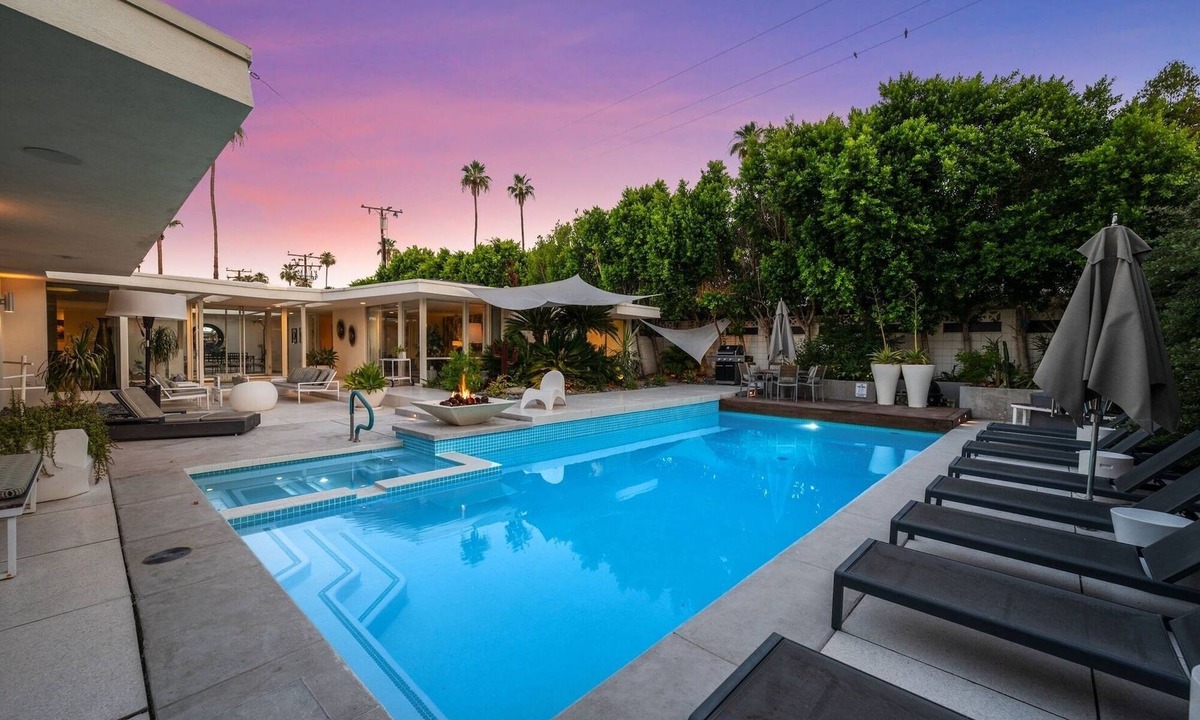 Twin Palms House | Mid-Century Home! Private Pool and Spa! Mountain Views!