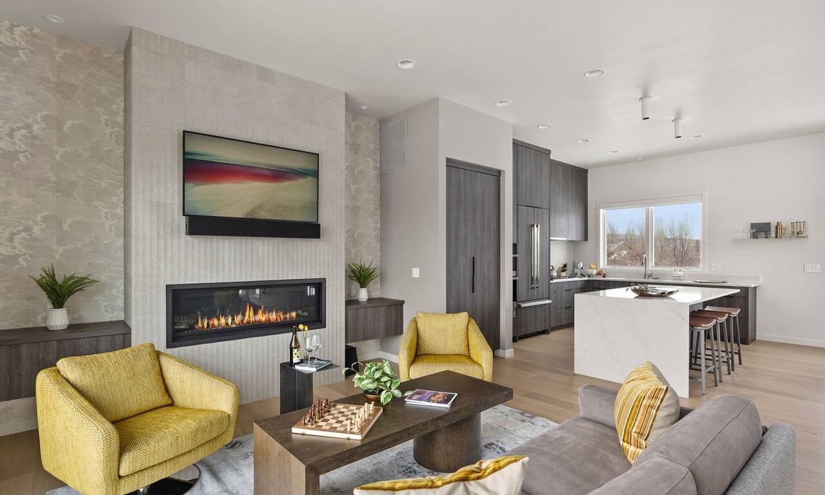 Southern Crossing House | Millpointe Modern 4.0 - Luxury Meets Location - Sauna, Cold Plunge, Concerts!