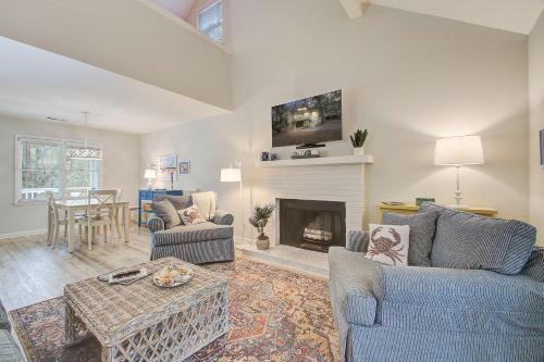 Tarpon Pond House | Mimi's Cottage