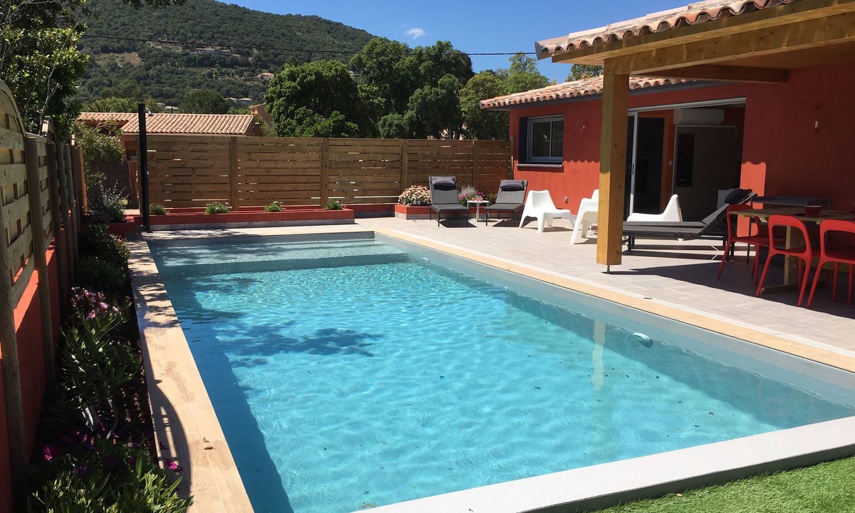 Sainte-Lucie-de-Porto-Vecchio Villa | MIMOSA, New villa, sleeps 4/6, private heated pool, beach 300m away, PMR