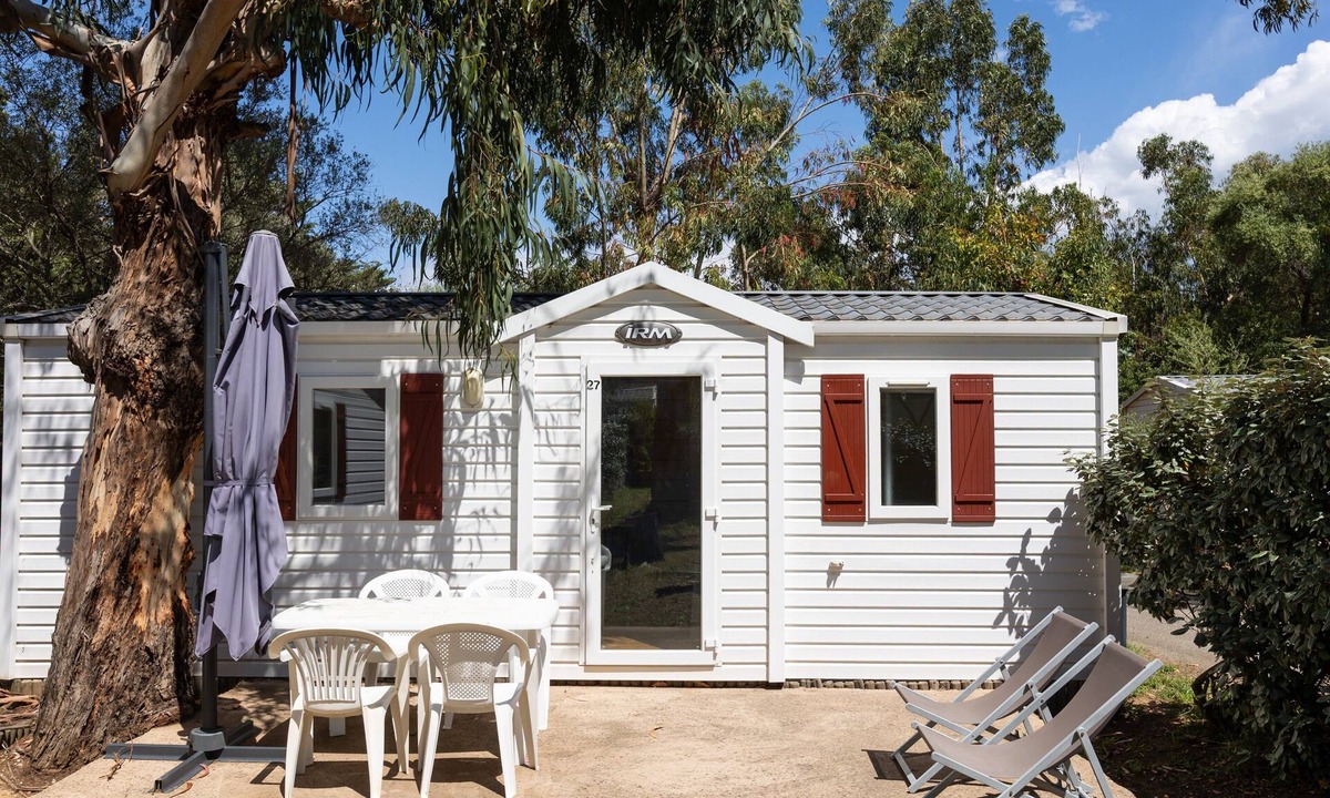 Palasca House | Mobile Home 'Village Camping De L'ostriconi 27' with Sea View, Shared Pool and Wi-Fi