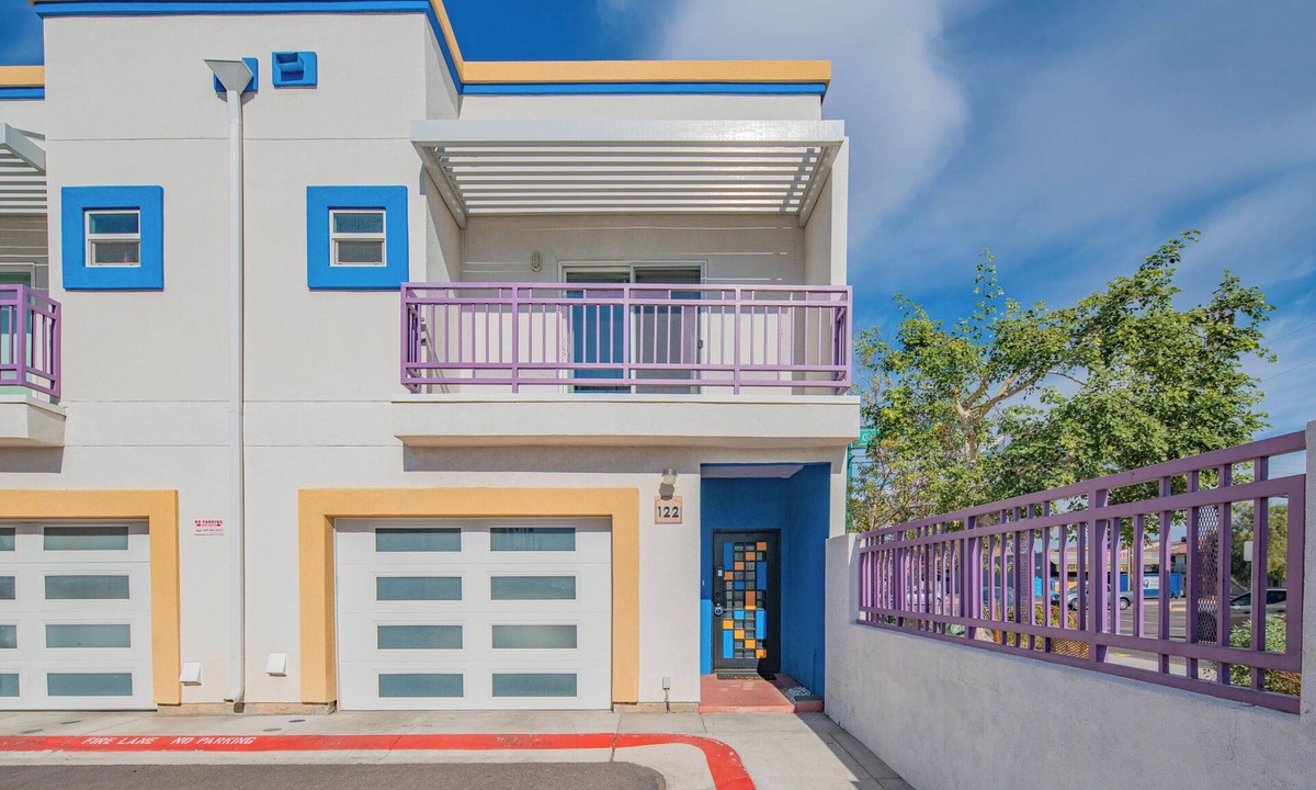 Townsend Terrace House | Modern 2BR/2.5BA w/Pool-Gazebo & Garage