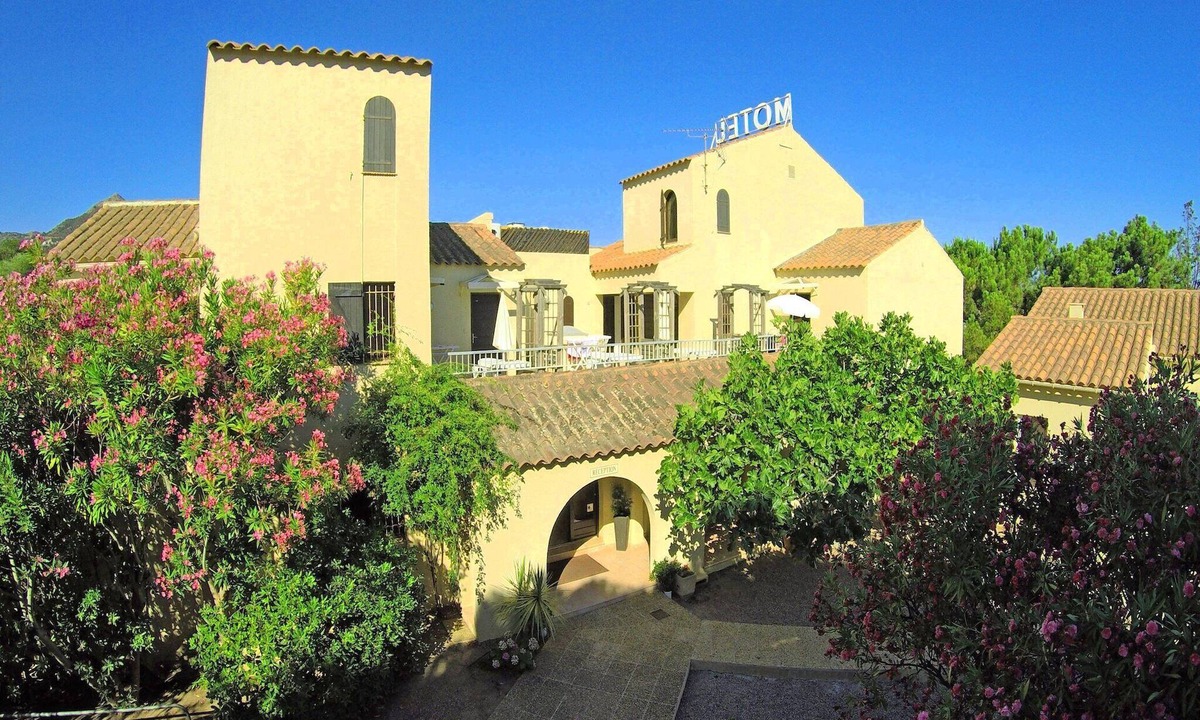 L'Ile-Rousse Apartment | Modern 3-Guest Apartment in L'Ile Rousse