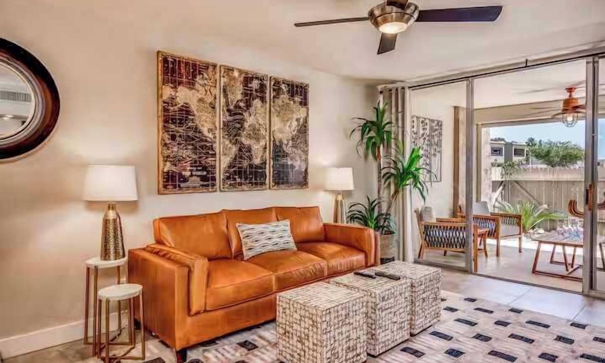 South Scottsdale Condo | Modern and Sophisticated Old Town Scottsdale Gem
