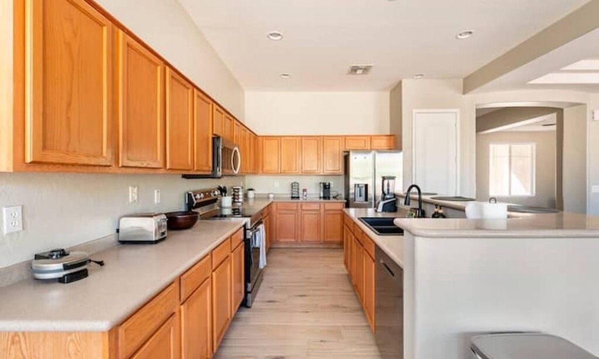 South Mountain House | Modern Phoenix Retreat & Open-Concept Living Area!