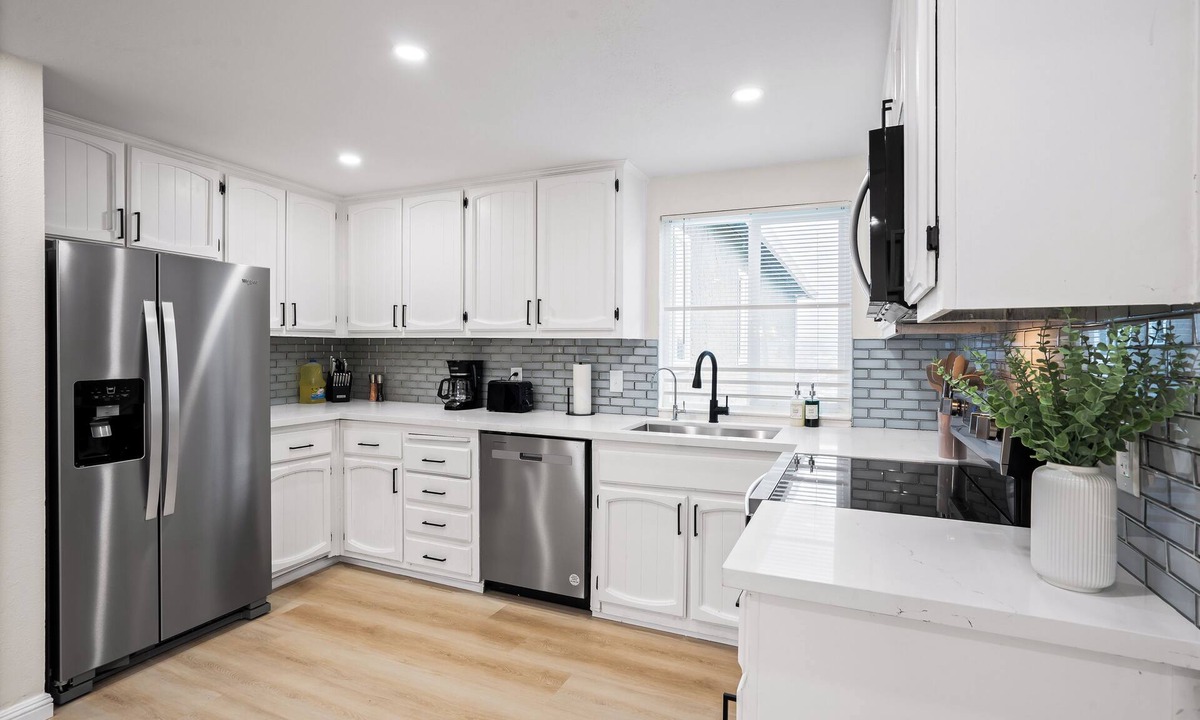 Vallejo House | Modern & Private East Bay Retreat in Vallejo!