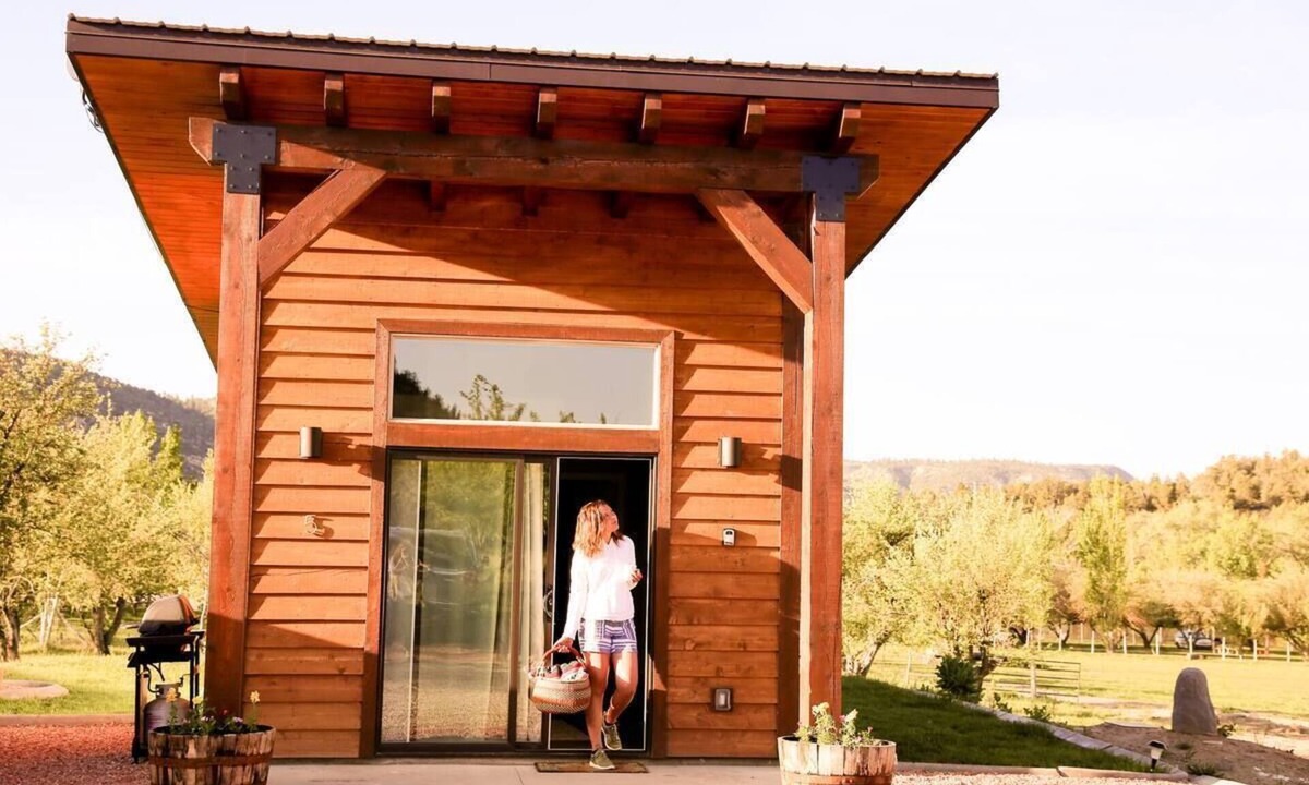 Glendale House | Modern Tiny House in Apple Orchard! Between Zion and Bryce