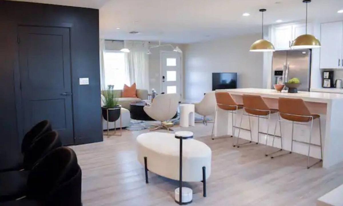 Scottsdale Estates Six House | ModernOasis Scottsdale: Two En-Suites &Heated Pool